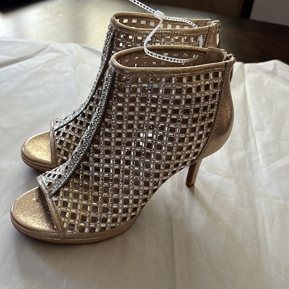 Alex Marie Livia Shimmer Embellished Peep Toe Heels - Picture 7 of 9